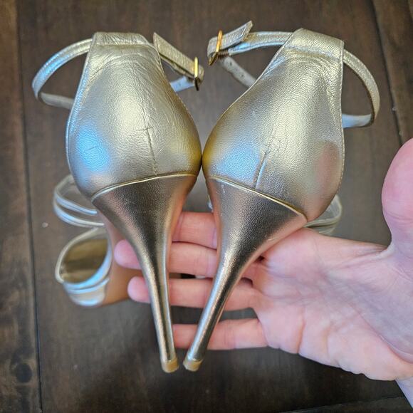 Stuart Weitzman strappy metallic heels womens 7.5 evening party wedding elegant - Picture 5 of 11